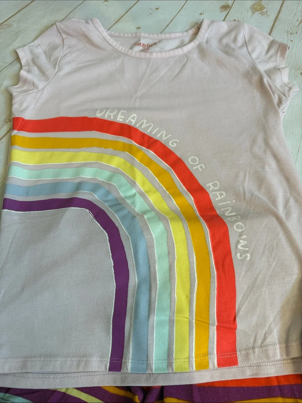 Kids Pink 'Dreaming of Rainbows' 3-Piece Pajama Set with Rainbow Print
